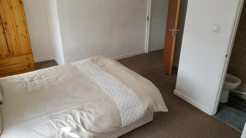 140 Midland Road Hotel Luton  Kültér fotó